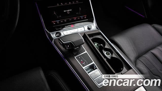 Audi A7 2022 — Şəkil 9/20