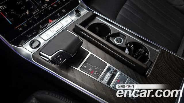 Audi A6 2021 — ფოტო 9/20