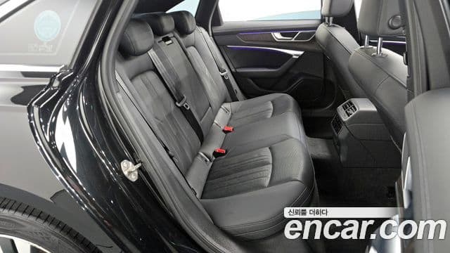 Audi A6 2021 — ფოტო 12/20