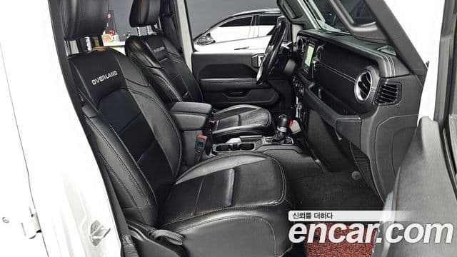 Jeep Wrangler 2019 — ფოტო 10/20