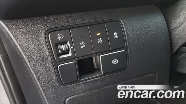 Hyundai Staria 2022 — Şəkil 18/20