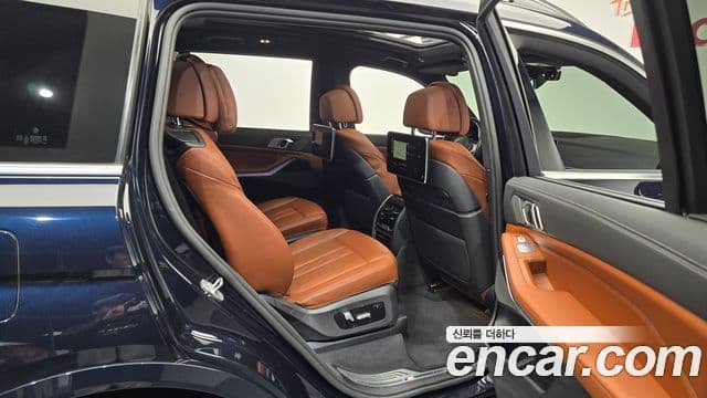 BMW X7 2021 — ფოტო 12/20