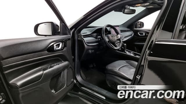 Jeep Compass 2022 — ფოტო 13/20