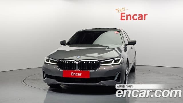BMW 5 Series 2021 — ფოტო 3/20