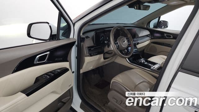 Kia Carnival 2021 — Фото 10/20
