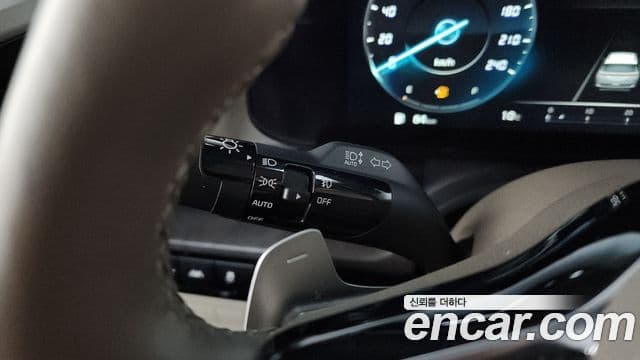 Kia Carnival 2021 — Фото 14/20