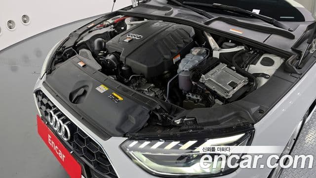Audi A4 2021 — ფოტო 6/20
