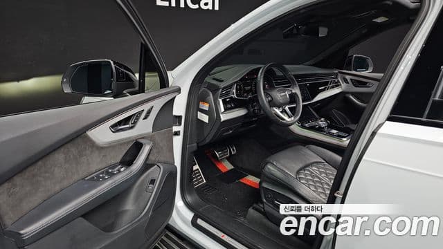 Audi Q7 2022 — Şəkil 11/20