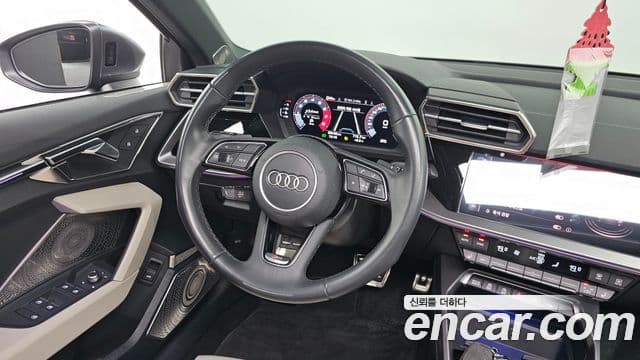 Audi A3 2023 — ფოტო 3/20