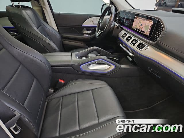 Mercedes-Benz GLE-Class 2021 — ფოტო 5/20