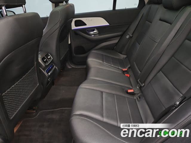 Mercedes-Benz GLE-Class 2021 — ფოტო 7/20