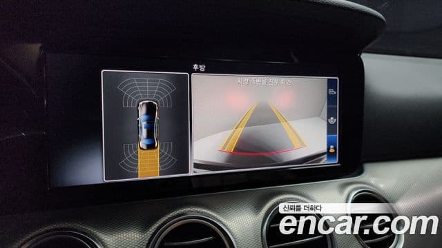 Mercedes-Benz E-Class 2018 — ფოტო 15/20