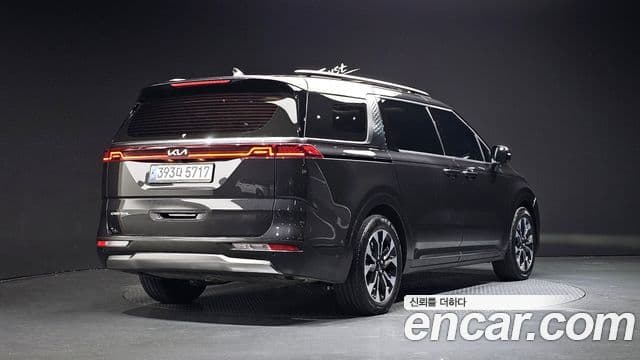 Kia Carnival 2023 — Şəkil 2/20