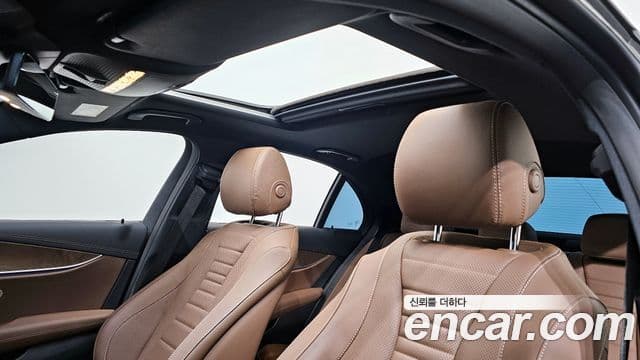 Mercedes-Benz E-Class 2021 — Şəkil 8/20