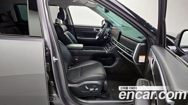 Hyundai Santa Fe 2023 — Photo 10/20