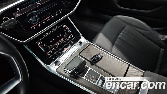 Audi A6 2022 — Şəkil 8/20