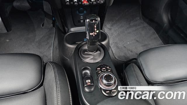 Mini Cooper S 2021 — Şəkil 13/20