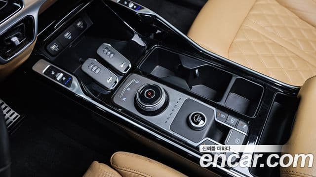 Kia Sorento 2021 — ფოტო 8/20