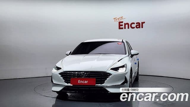 Hyundai Sonata 2020 — ფოტო 3/20