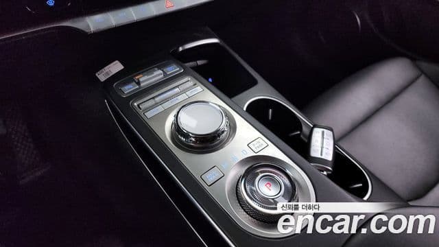 Genesis GV70 2021 — Şəkil 9/20