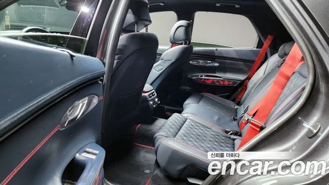 Genesis GV70 2021 — Şəkil 19/20