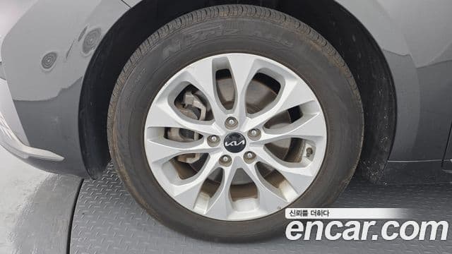Kia K8 2022 — ფოტო 5/20