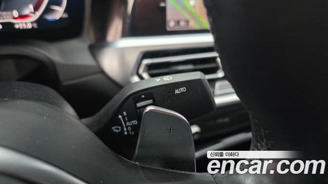 BMW 4 Series 2023 — ფოტო 17/20