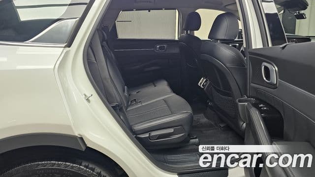 Kia Sorento 2022 — Şəkil 12/20