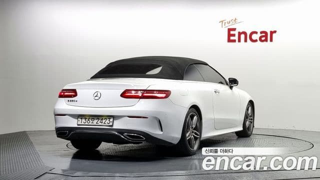 Mercedes-Benz E-Class 2018 — ფოტო 2/20