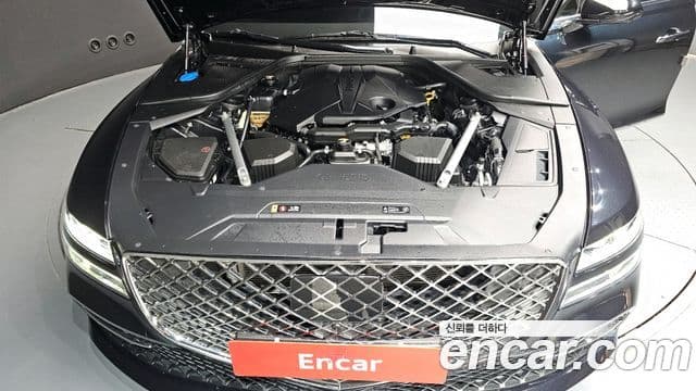 Genesis G80 2022 — Photo 13/20