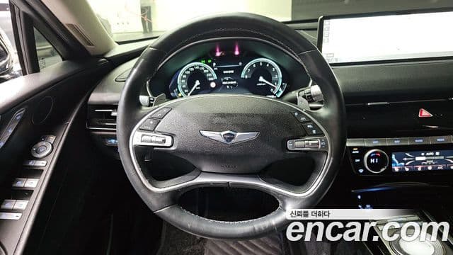 Genesis G80 2022 — Photo 14/20