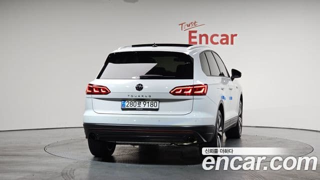 Volkswagen Touareg 2023 — Şəkil 4/20