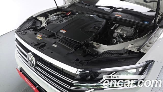 Volkswagen Touareg 2023 — Şəkil 6/20