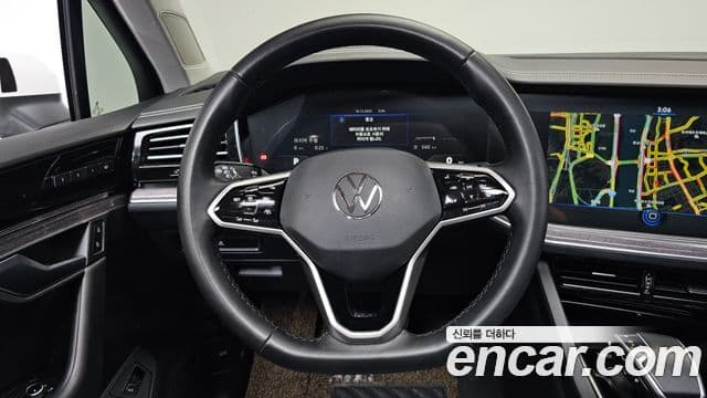 Volkswagen Touareg 2023 — Şəkil 13/20