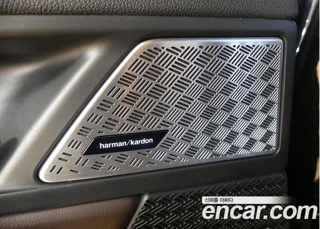 BMW iX1 2025 — Photo 3/20