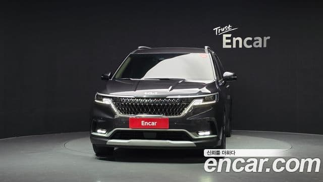 Kia Carnival 2022 — Фото 3/20