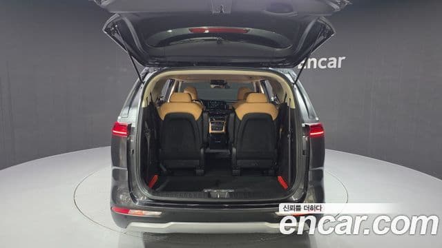 Kia Carnival 2022 — Фото 20/20
