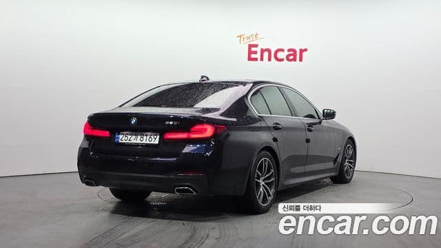 BMW 5 Series 2022 — Photo 15/20