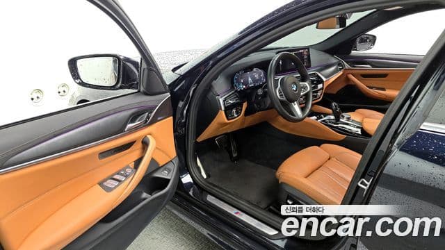 BMW 5 Series 2022 — Photo 20/20