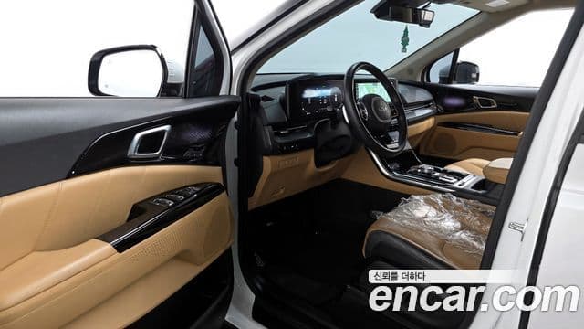 Kia Carnival 2022 — Şəkil 10/20