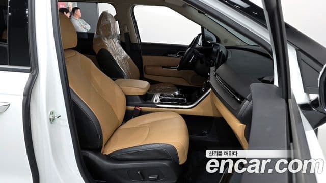 Kia Carnival 2022 — Şəkil 11/20