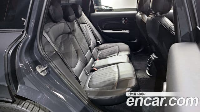 Mini Cooper S Clubman 2020 — Фото 11/20