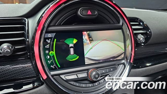 Mini Cooper S Clubman 2020 — Фото 13/20