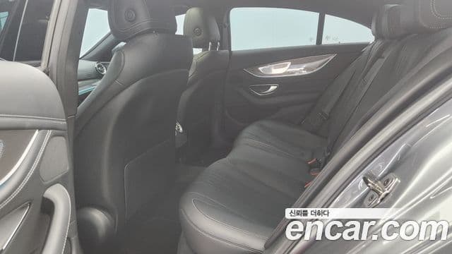 Mercedes-Benz CLS-Class 2020 — Photo 10/18