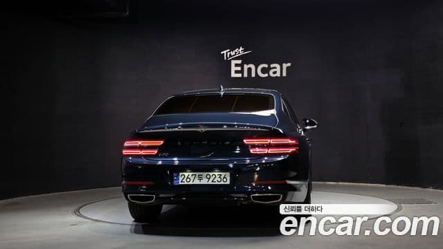Genesis G80 2023 — ფოტო 13/20