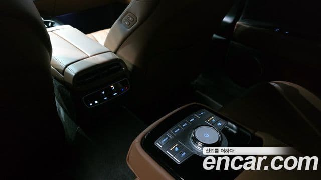 Genesis G80 2023 — ფოტო 12/20