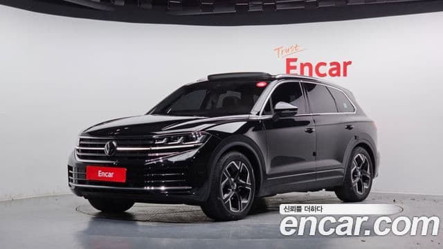 Volkswagen Touareg 2024 — ფოტო 20/20