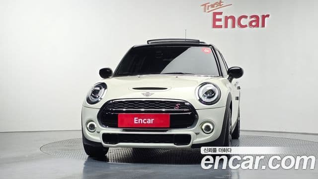 Mini Cooper S 2020 — ფოტო 3/20