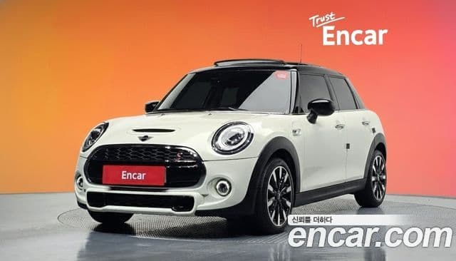 Mini Cooper S 2020 — ფოტო 1/20