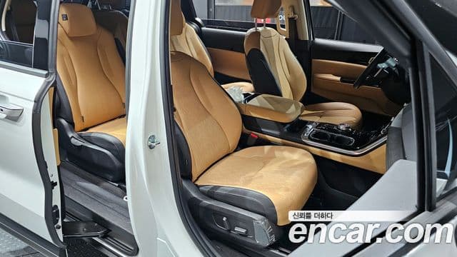 Kia Carnival 2023 — Фото 10/20